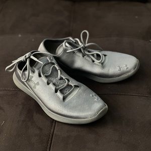 Silver Speedform Under Armour Running Shoes